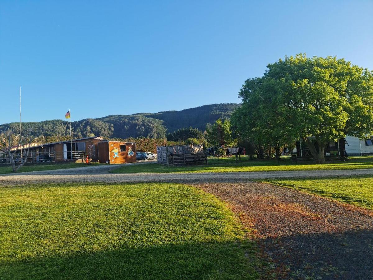 Seabreeze Holiday Park Hotwater Beach Exterior photo